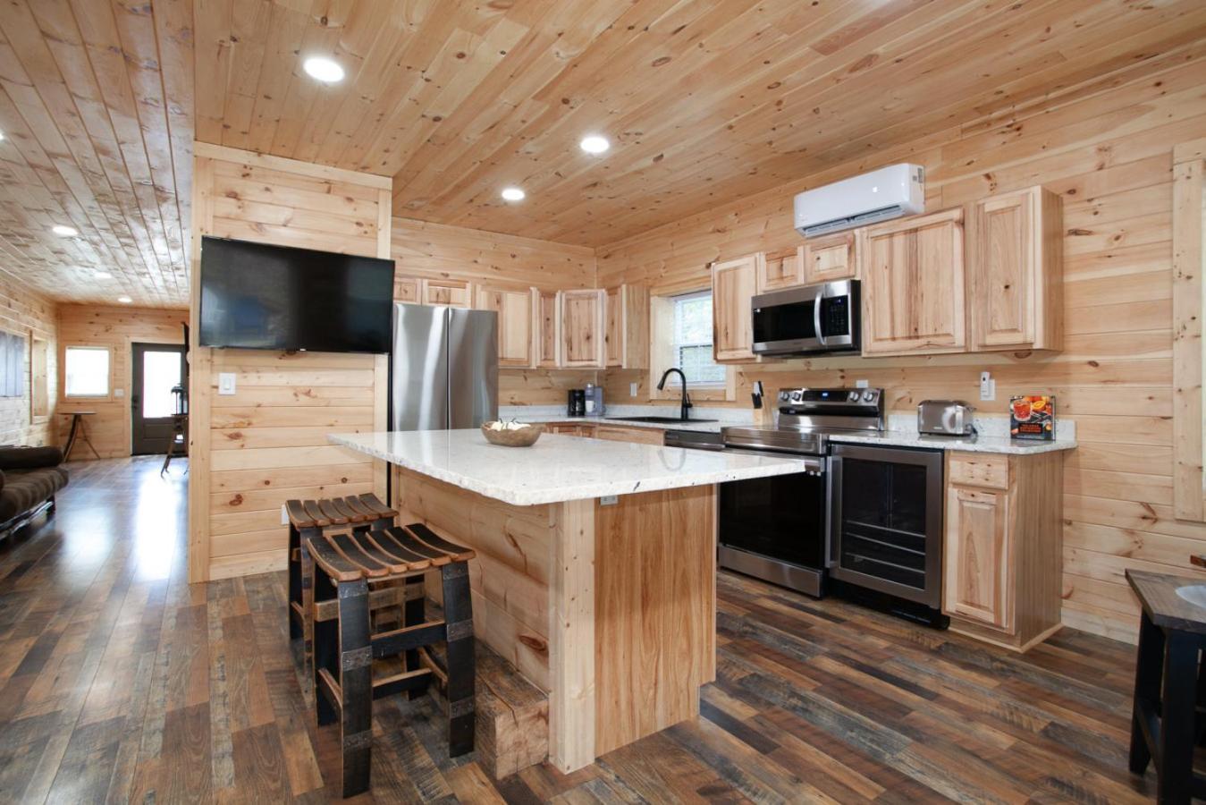 Whiskey Barrel W Hot Tub Arcade Game Fire Pit Villa Sevierville Dış mekan fotoğraf