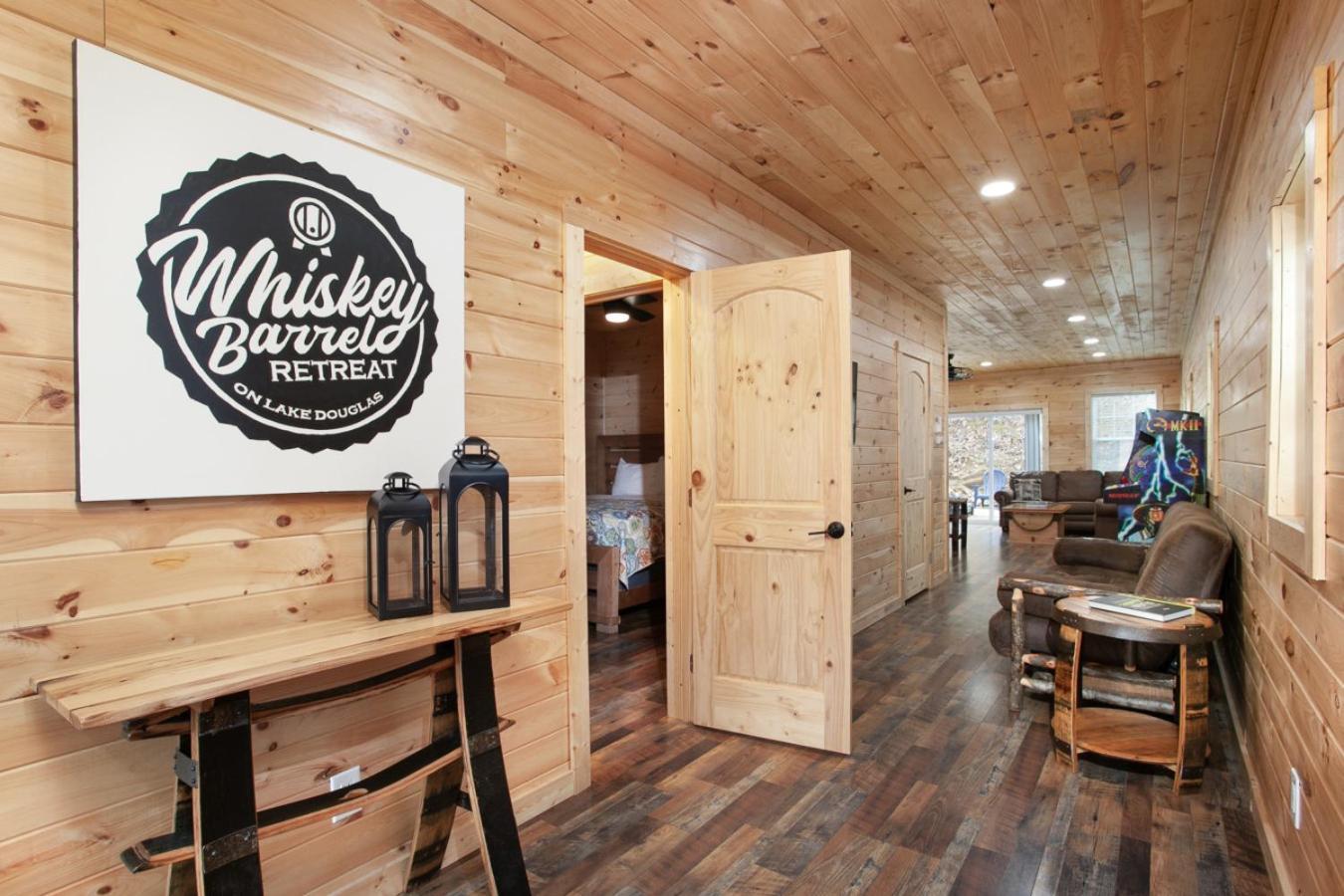 Whiskey Barrel W Hot Tub Arcade Game Fire Pit Villa Sevierville Dış mekan fotoğraf