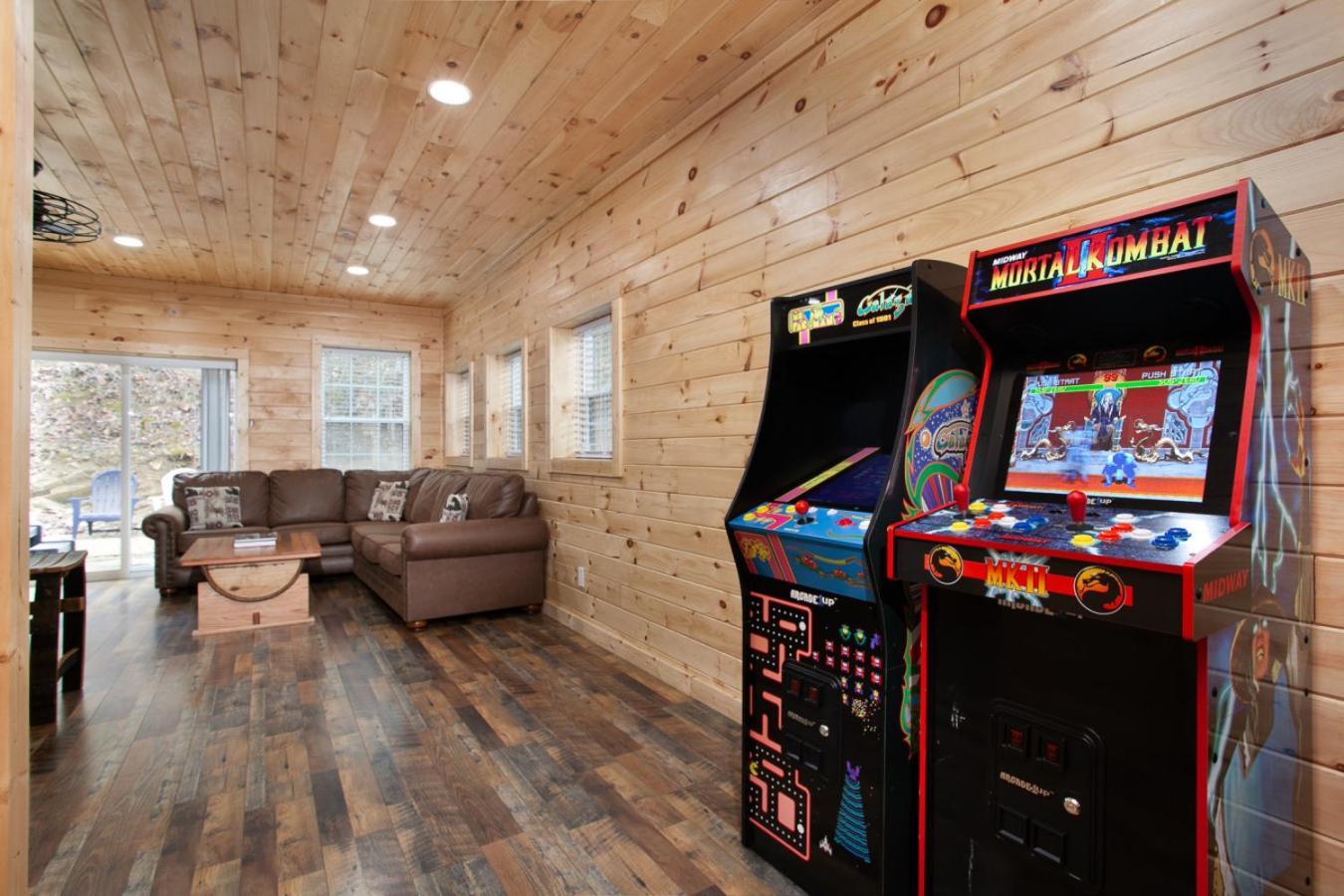 Whiskey Barrel W Hot Tub Arcade Game Fire Pit Villa Sevierville Dış mekan fotoğraf